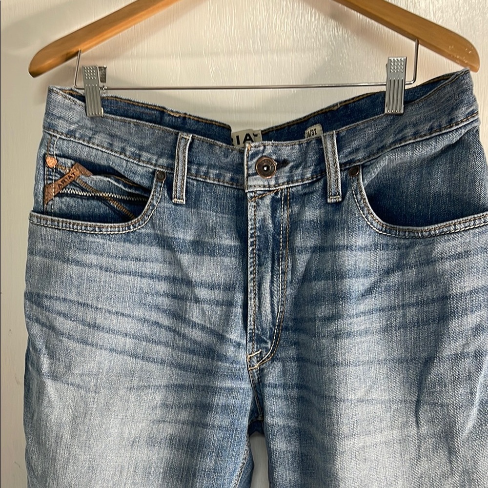 Ariat men’s relaxed straight leg Blue Denim Jeans
